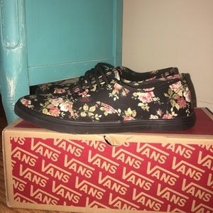 Women’s Lo Pro Vans